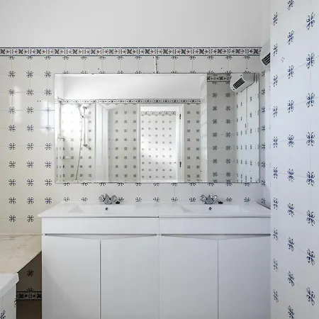 Sitambo- Pool & Sea View Willa