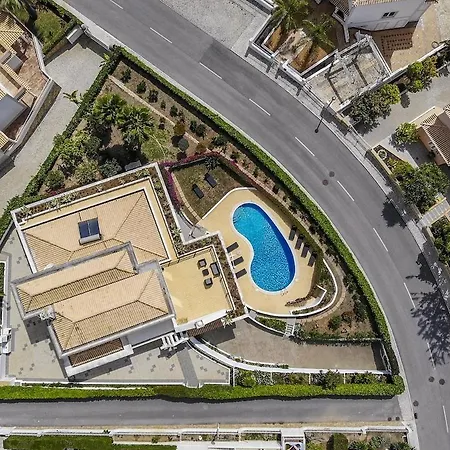 Villa Sitambo- Pool & Sea View Albufeira