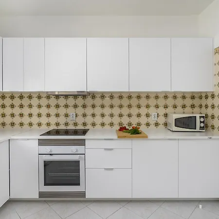 Villa Sitambo- Pool & Sea View