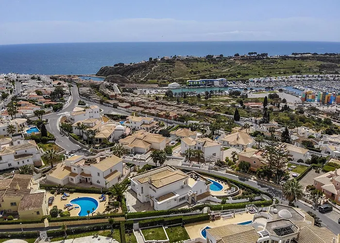 فيلة Sitambo- Pool & Sea View