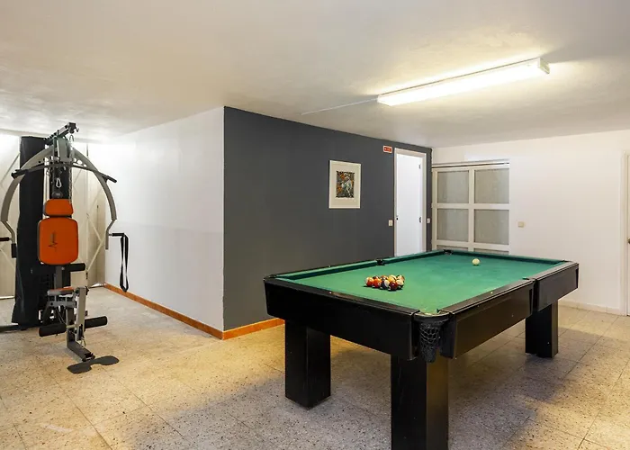 Sitambo- Pool & Sea View فيلة