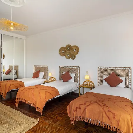 Sitambo- Pool & Sea View